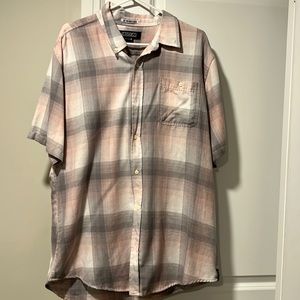 Men’s button-down gray and pink shirt size XL